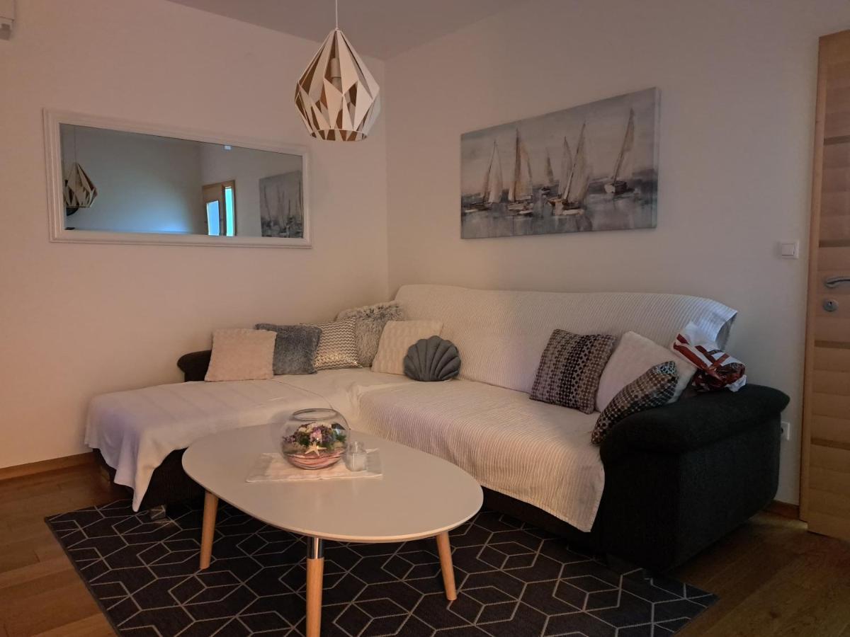 Apartman Blue Crikvenica Bagian luar foto